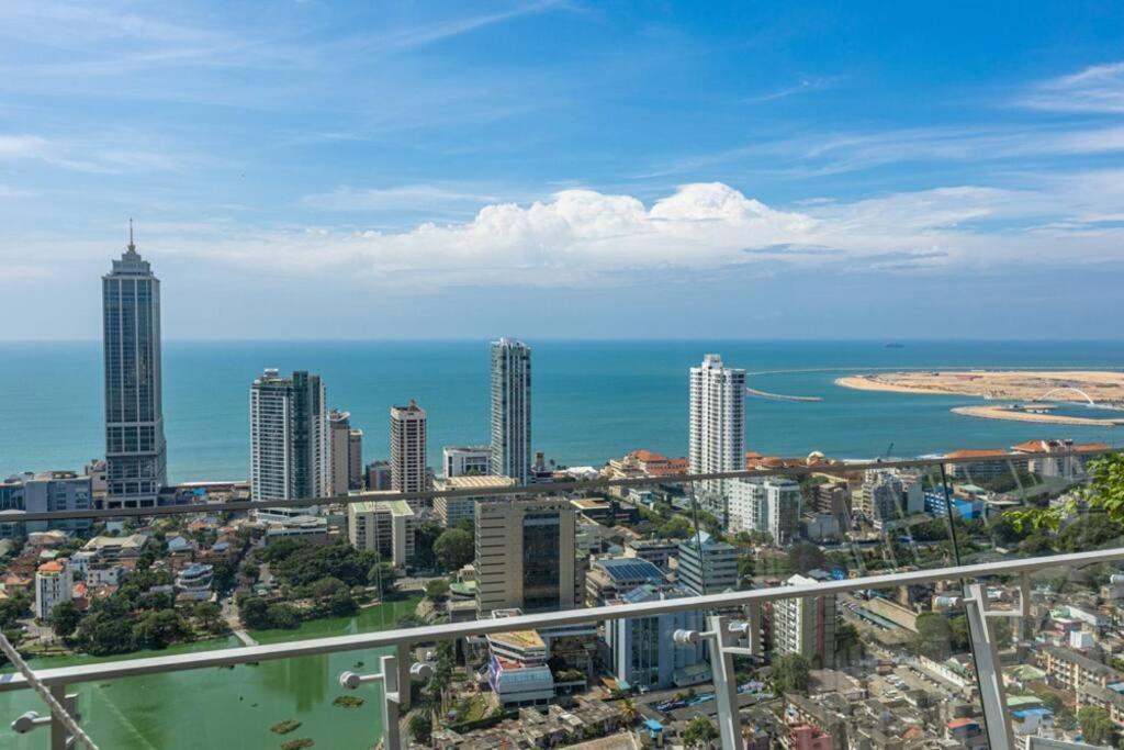 Apartament Altair Luxury Colombo By Miracle Zewnętrze zdjęcie